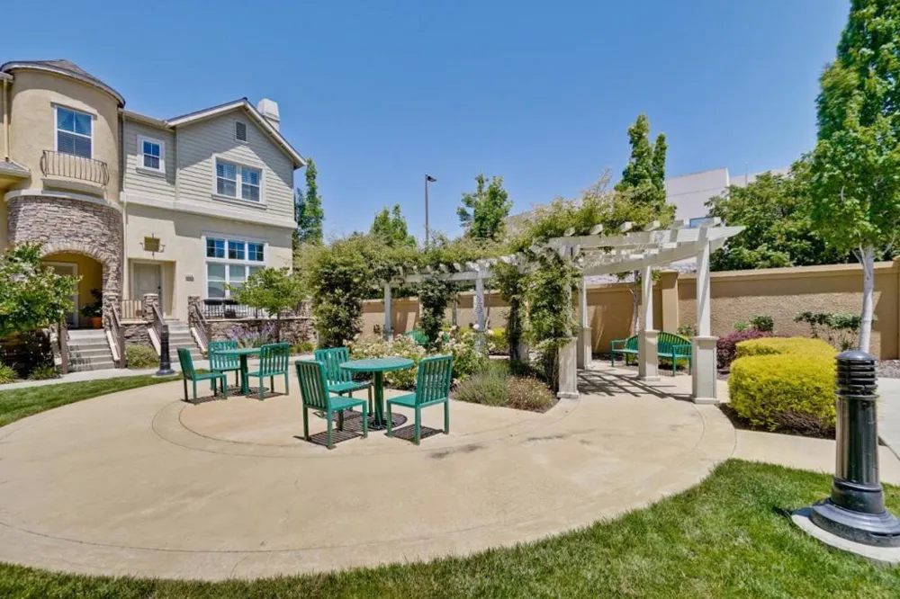 416 Toyama Drive Sunnyvale, CA 94089