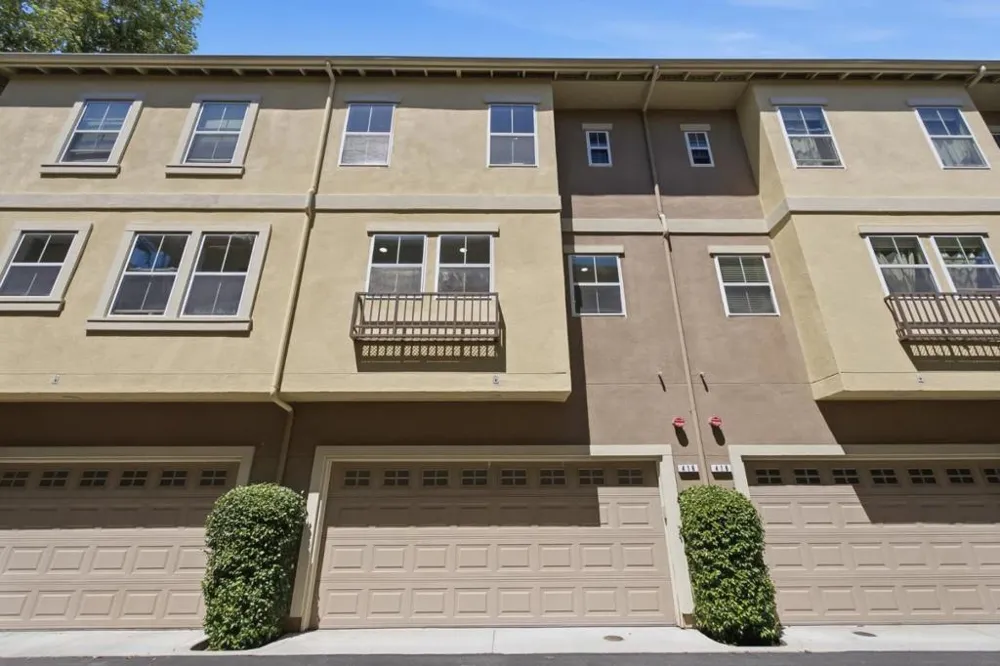 416 Toyama Drive Sunnyvale, CA 94089