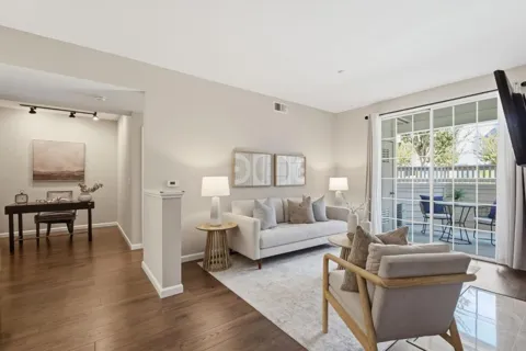 605 Arcadia Terrace #104