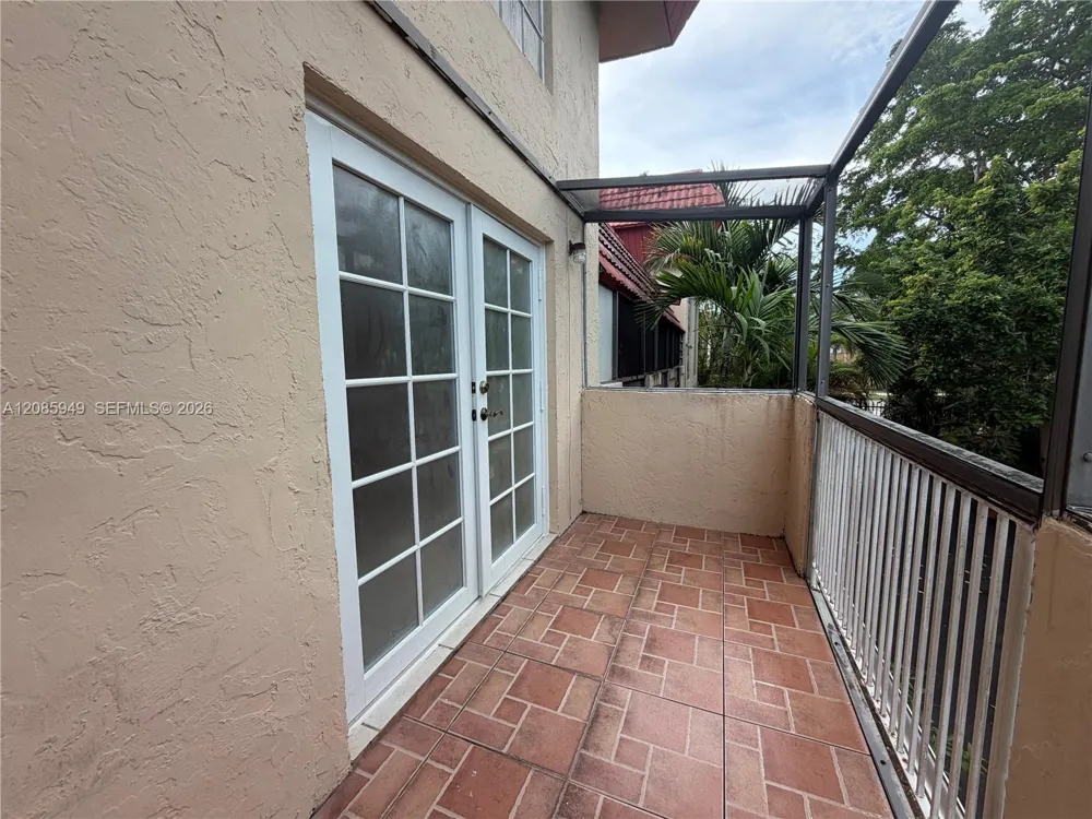 10903 Kendall Dr #229 Miami, FL 33176