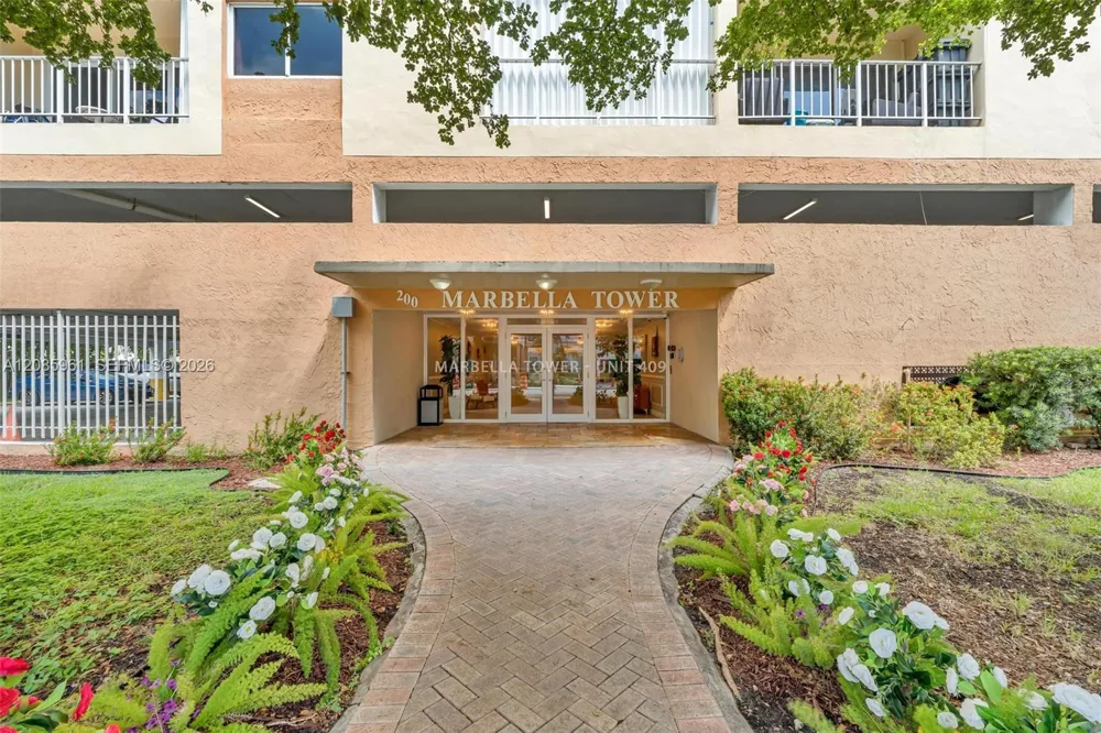 200 178th Dr #409 Sunny Isles Beach, FL 33160