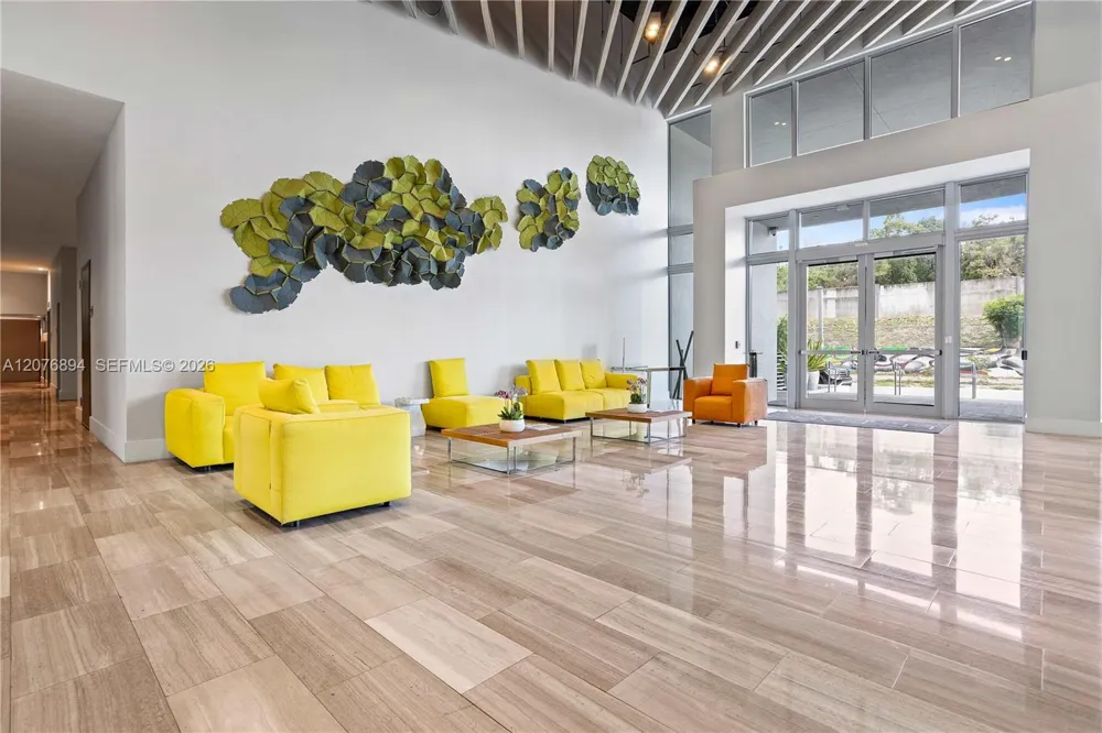 1600 SW 1st Ave #704 Miami, FL 33129