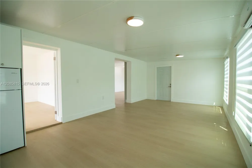 19720 SW 116th Ave Miami, FL 33157
