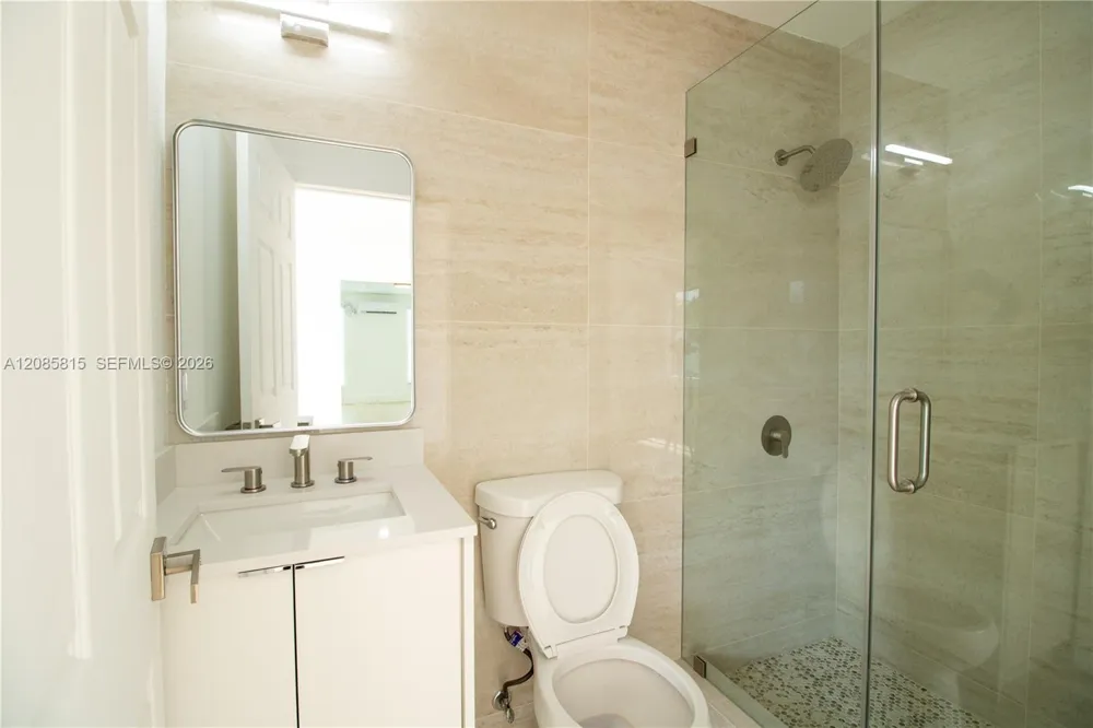 19720 SW 116th Ave Miami, FL 33157