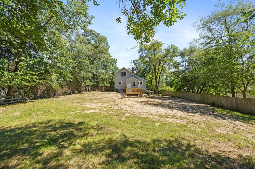 1071 Bristol Avenue NW Grand Rapids, MI 49504