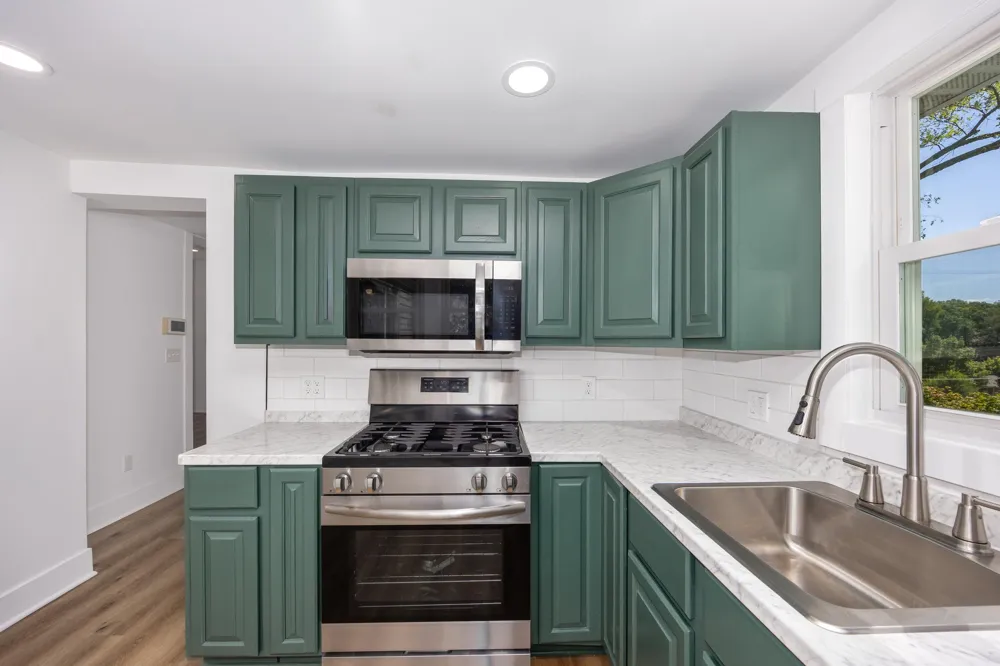 1071 Bristol Avenue NW Grand Rapids, MI 49504