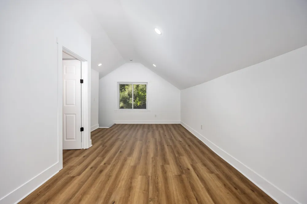 1071 Bristol Avenue NW Grand Rapids, MI 49504