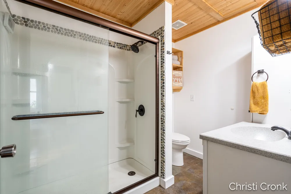 2461 Rogue River Road NE Belmont, MI 49306