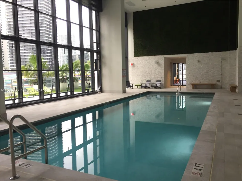 1010 Brickell Ave #3310 Miami, FL 33131