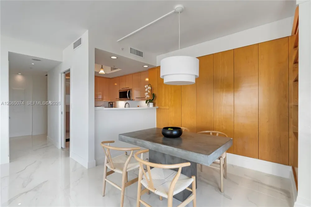 3350 SW 27th Ave #1807 Coconut Grove, FL 33133