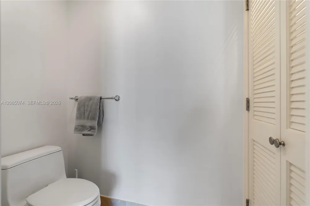 3350 SW 27th Ave #1807 Coconut Grove, FL 33133
