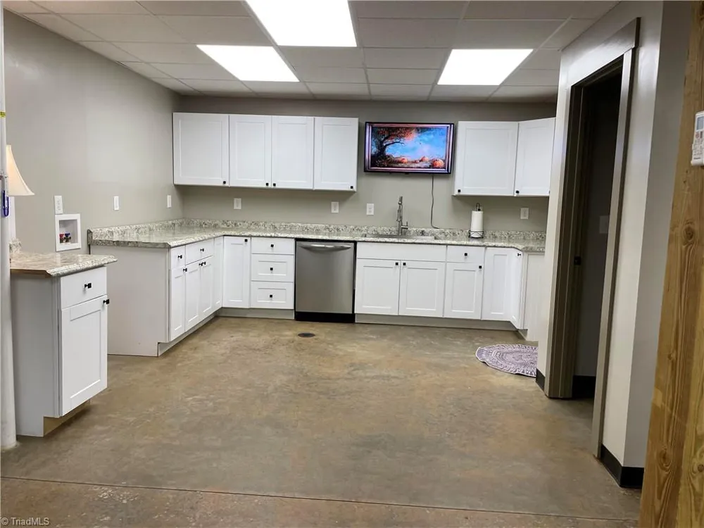 251 Unicorn Road Reidsville, NC 27320