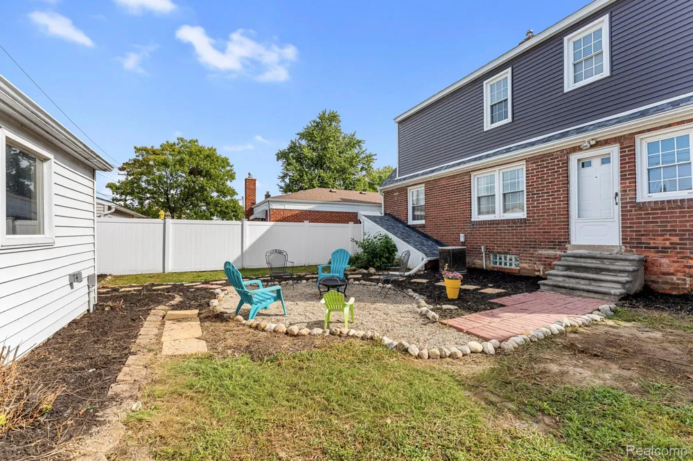 1412 23rd Street Wyandotte City, MI 48192