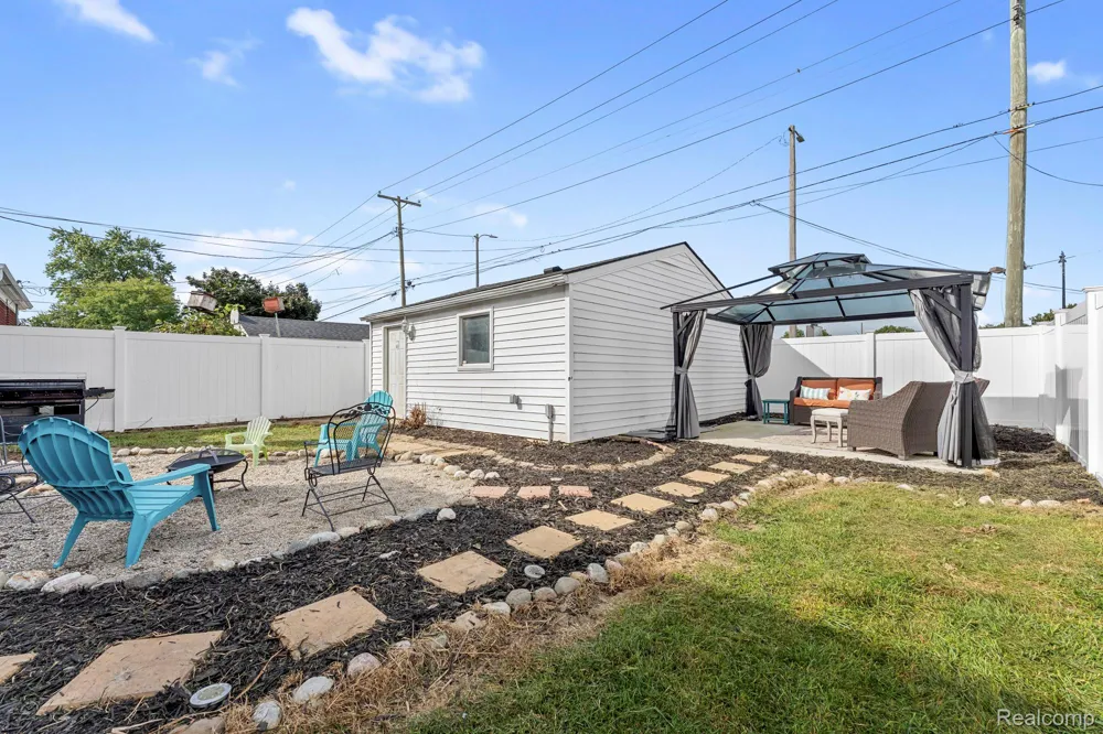 1412 23rd Street Wyandotte City, MI 48192