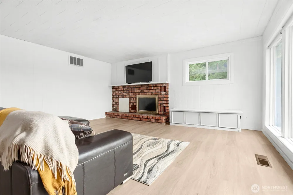 1445 Mt Baker Highway Bellingham, WA 98226