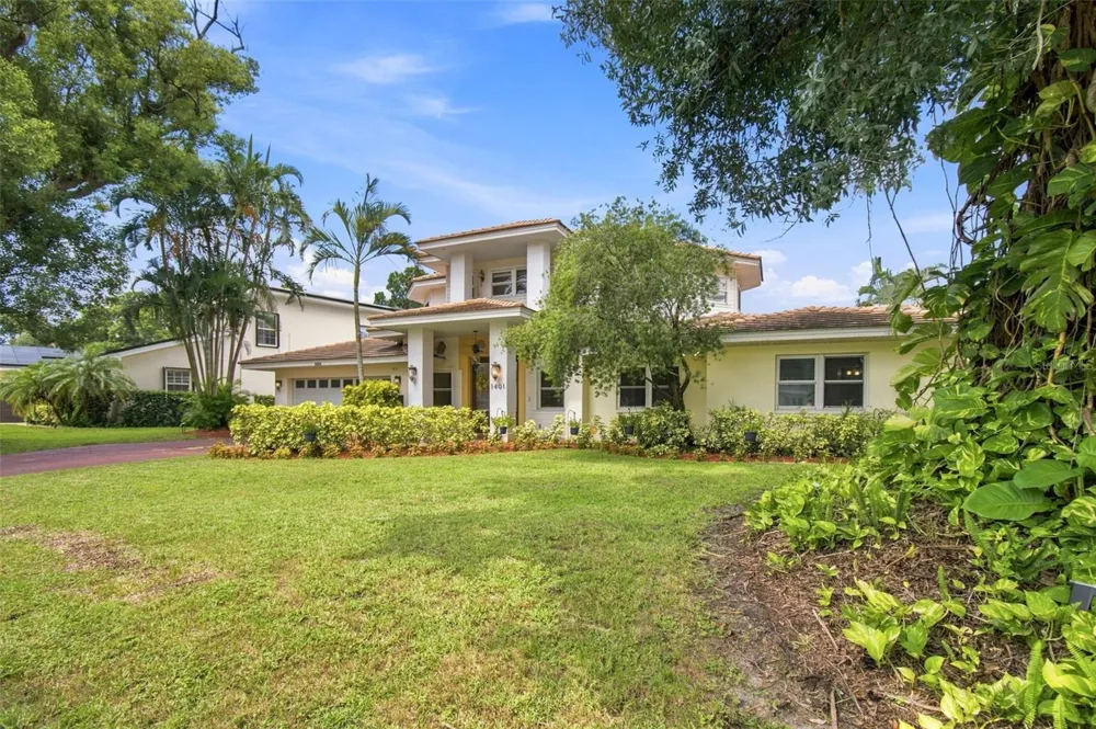 1401 45TH AVENUE St Petersburg, FL 33703