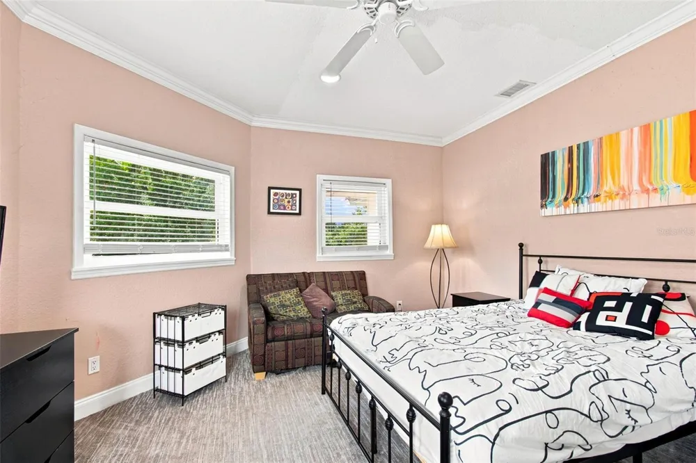 1401 45TH AVENUE St Petersburg, FL 33703
