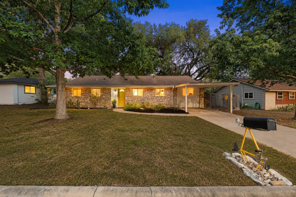 6801 Bryn Mawr Drive Austin, TX 78723