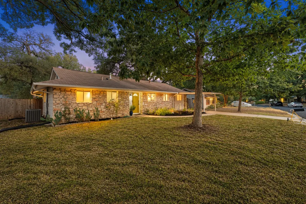 6801 Bryn Mawr Drive Austin, TX 78723