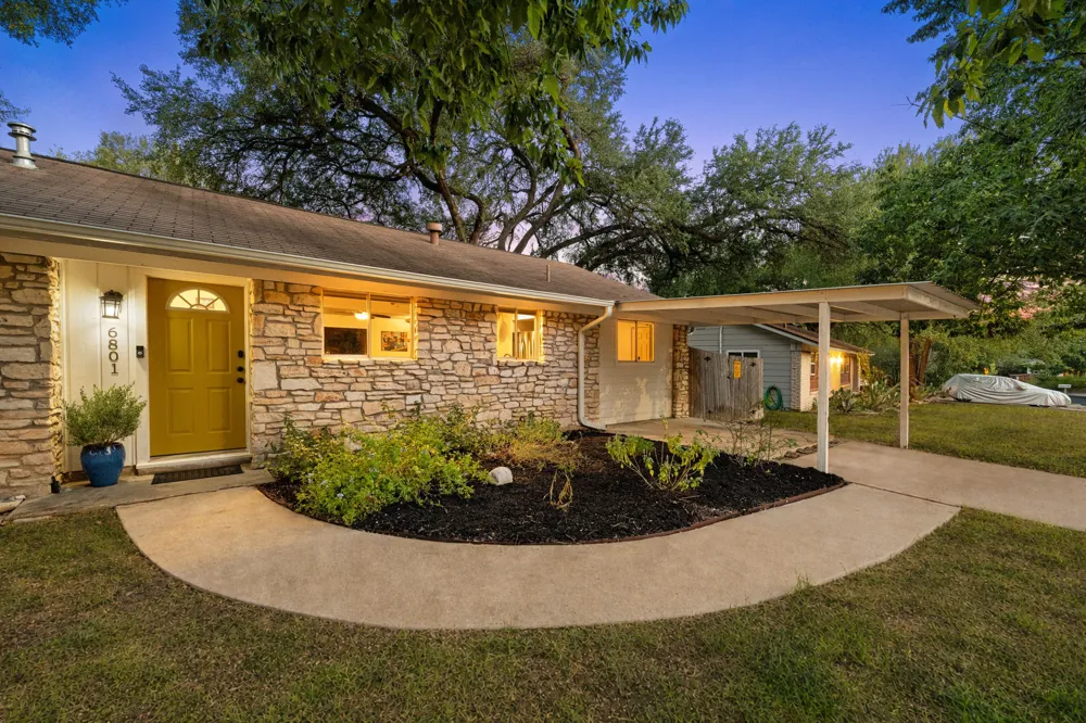 6801 Bryn Mawr Drive Austin, TX 78723