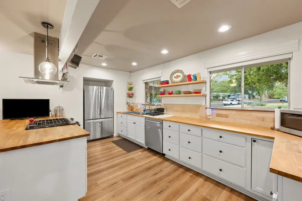 6801 Bryn Mawr Drive Austin, TX 78723