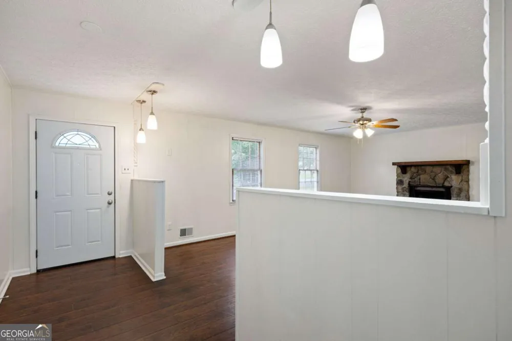 4220 Terrace DR Acworth, GA 30101