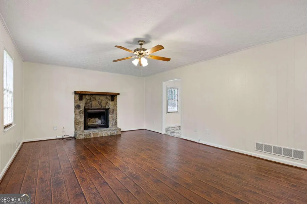 4220 Terrace DR Acworth, GA 30101