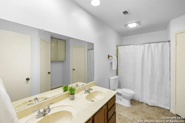 3807 Pine Breeze San Antonio, TX 78247