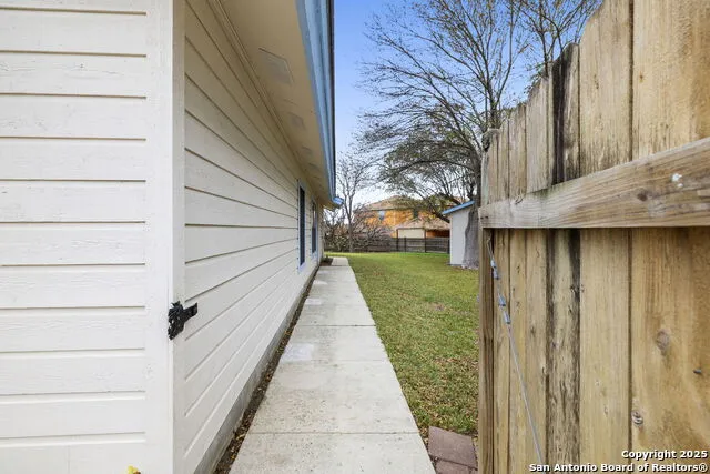 3807 Pine Breeze San Antonio, TX 78247