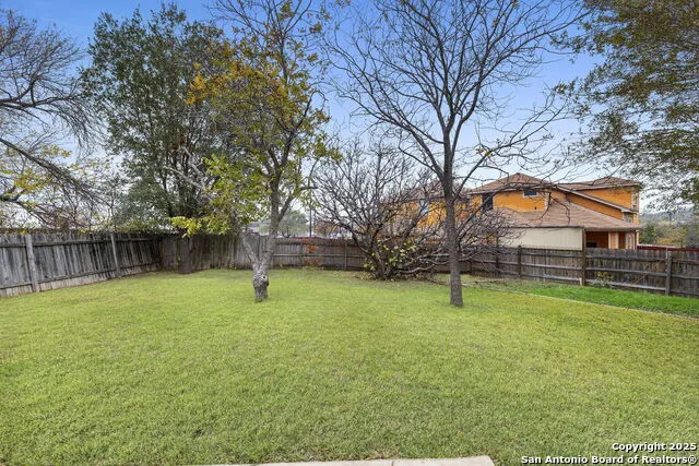 3807 Pine Breeze San Antonio, TX 78247