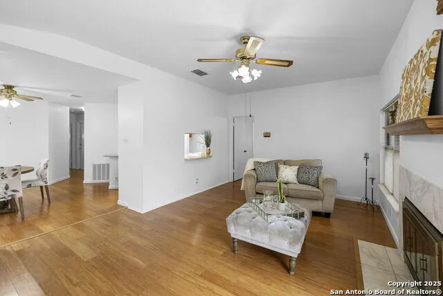 3807 Pine Breeze San Antonio, TX 78247