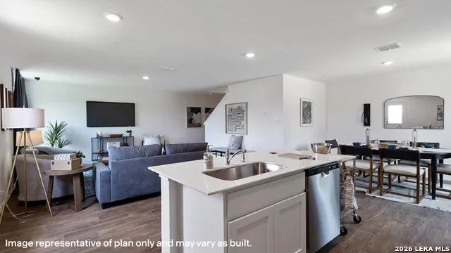 16076 Mahogany Way Elmendorf, TX 78112