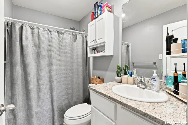 16000 STRATFORD CV Lytle, TX 78052
