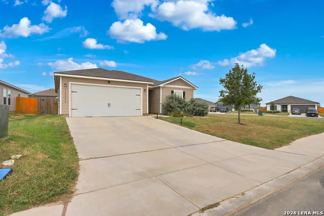 16000 STRATFORD CV Lytle, TX 78052