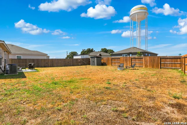 16000 STRATFORD CV Lytle, TX 78052