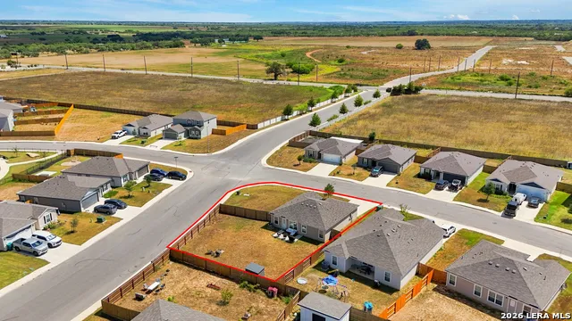 16000 STRATFORD CV Lytle, TX 78052