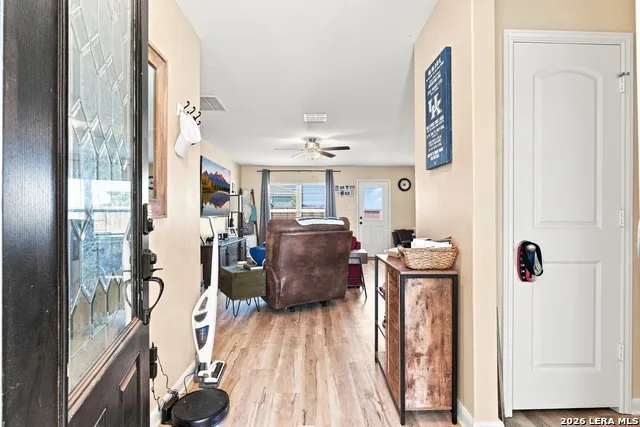 16000 STRATFORD CV Lytle, TX 78052