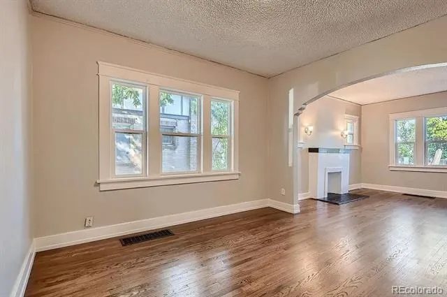 1387 Quitman Denver, CO 80204