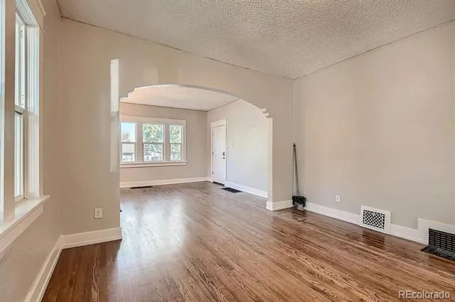 1387 Quitman Denver, CO 80204