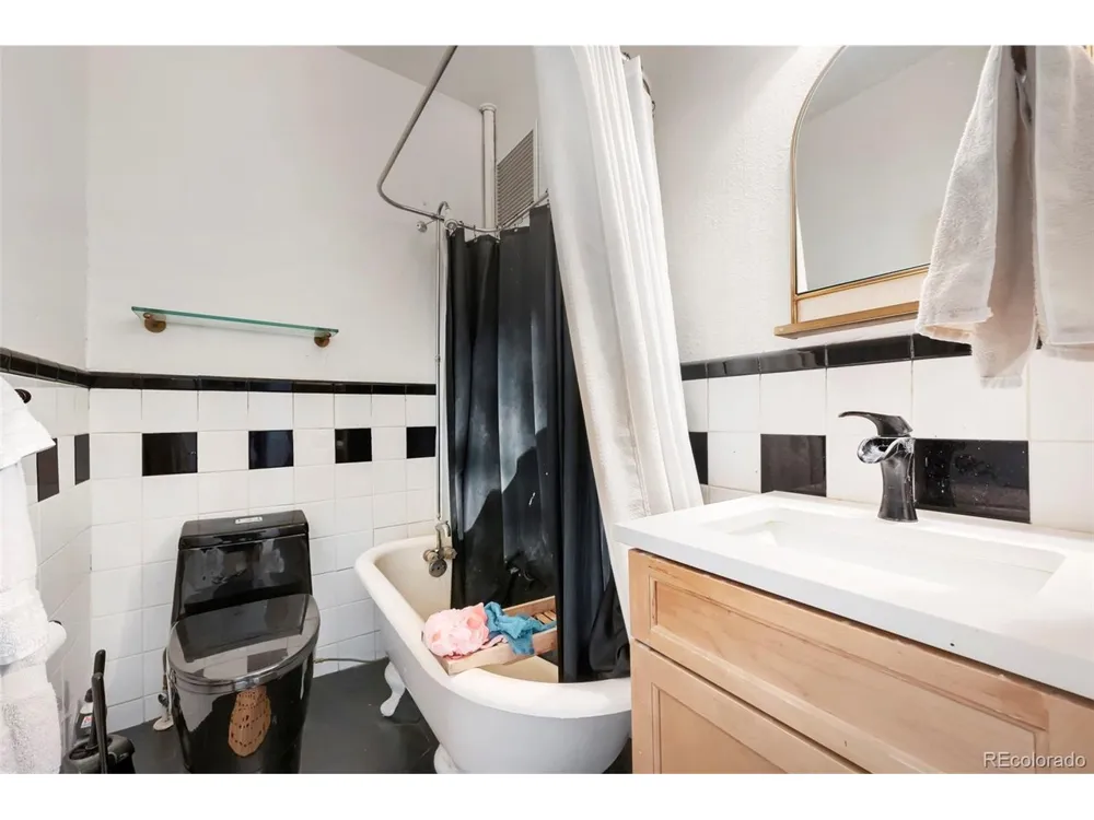 1356 Pearl Street #202 Denver, CO 80203
