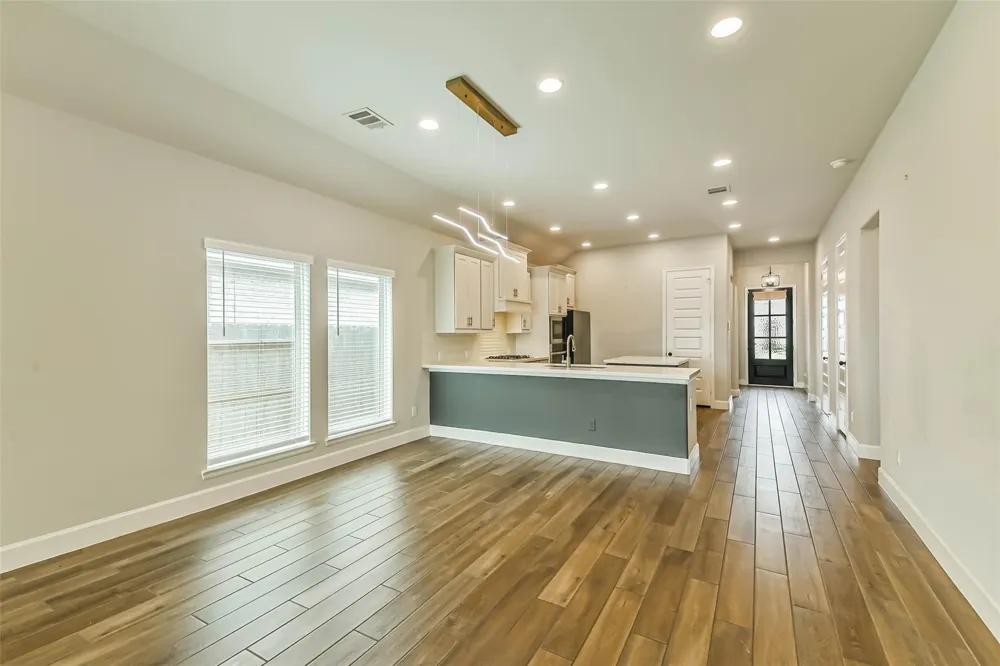 18903 Brego Lane Tomball, TX 77377