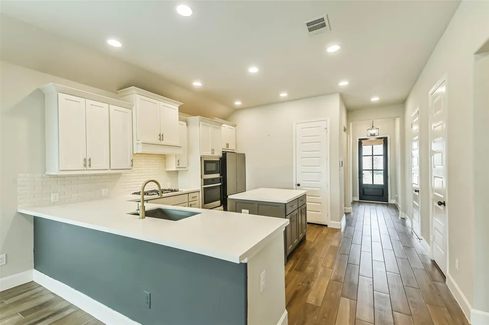 18903 Brego Lane Tomball, TX 77377