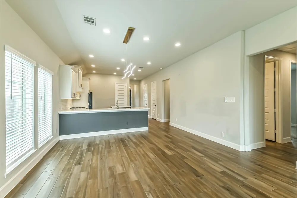18903 Brego Lane Tomball, TX 77377