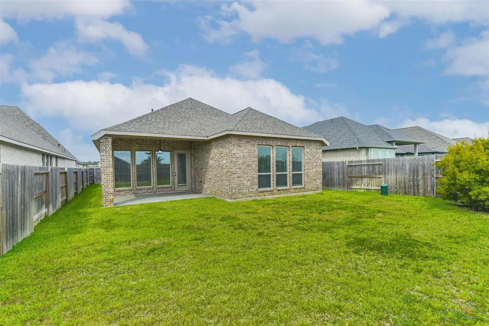 18903 Brego Lane Tomball, TX 77377