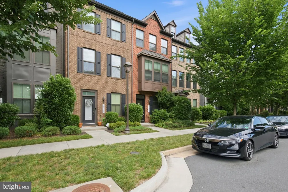 22322 FOUNDATION DRIVE Ashburn, VA 20148
