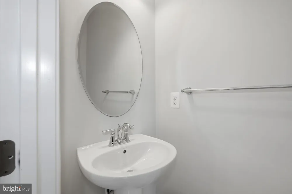 22322 FOUNDATION DRIVE Ashburn, VA 20148