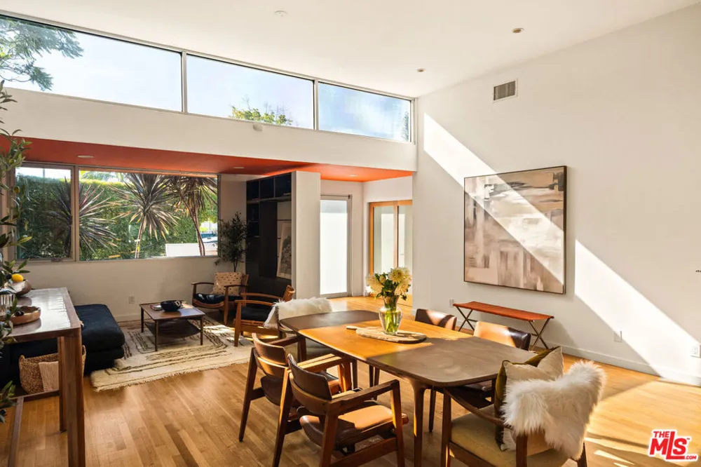 1076 Palms Boulevard Venice, CA 90291