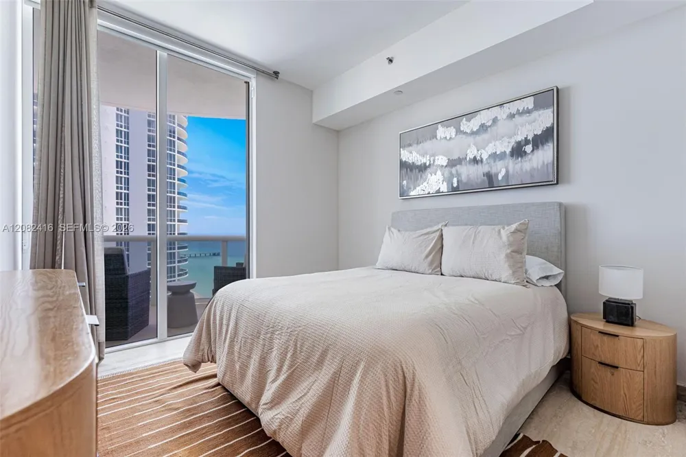 15811 Collins Ave #1802 Sunny Isles Beach, FL 33160