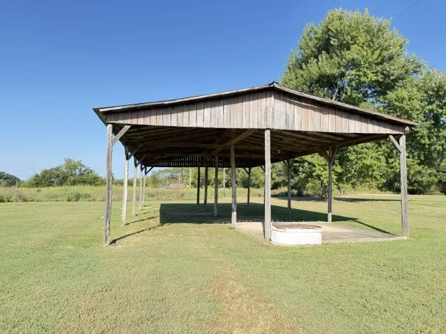 3852 Payne Cove Rd Pelham, TN 37366