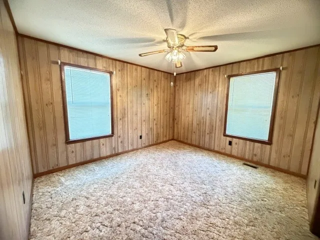 3852 Payne Cove Rd Pelham, TN 37366